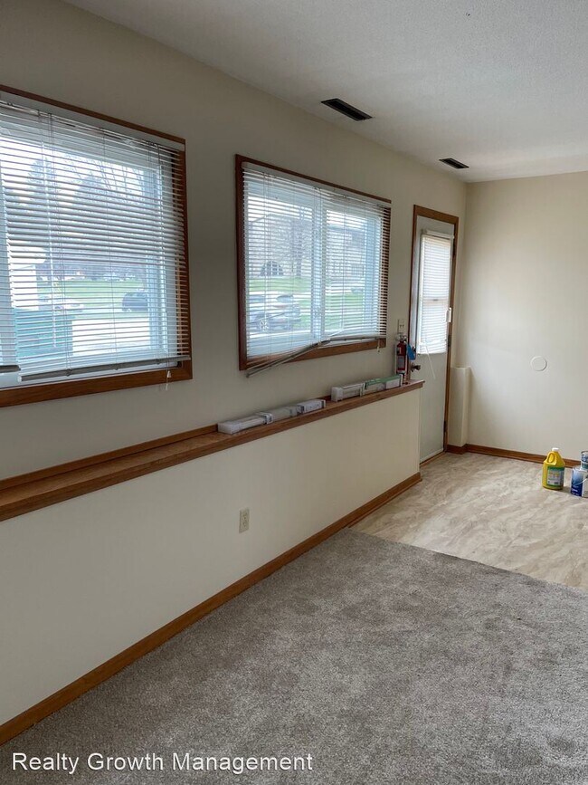 Foto del edificio - 3 br, 1 bath House - 1894 20th St NW