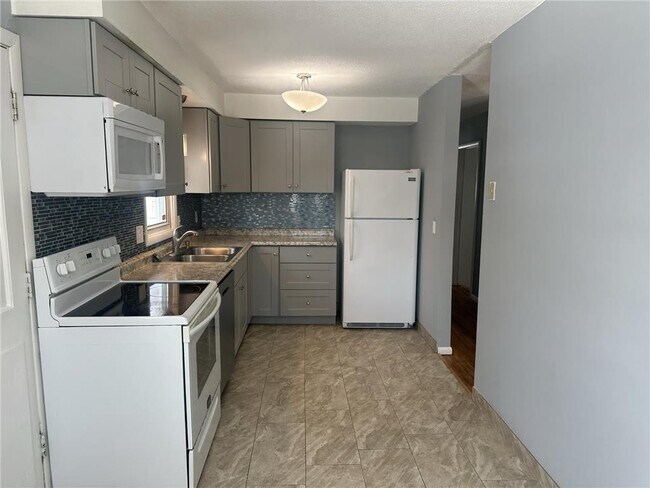 Foto del edificio - 1718 3rd Ave N