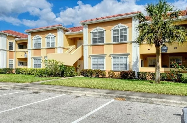 Building Photo - 1040 Villagio Cir