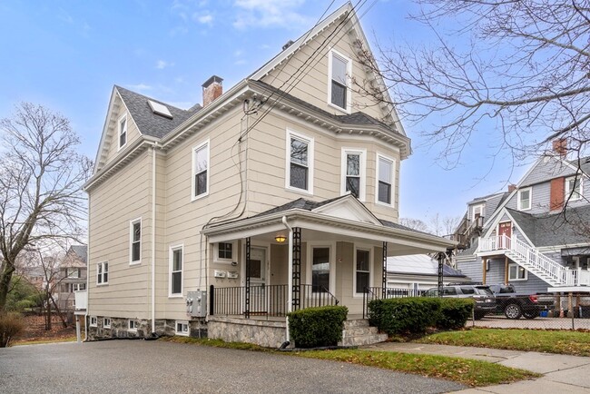 Building Photo - 273 Tremont St