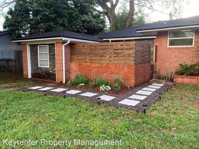 Foto del edificio - 3 br, 2 bath House - 5280 Tulane Ave