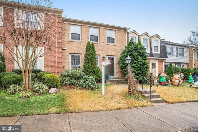 Building Photo - 8003 Bethelen Woods Ln