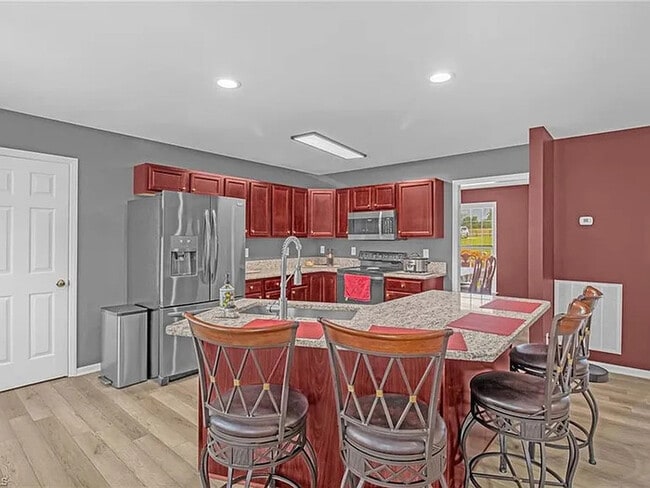 Building Photo - Earn Wealth While Leasing - Like a Homeown...