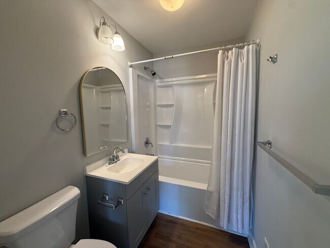 Foto del edificio - 2/1 Home Available Now!