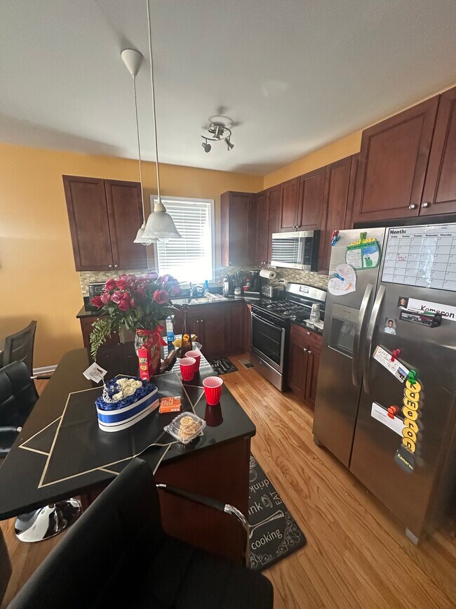 Building Photo - 3101 W Washington Blvd