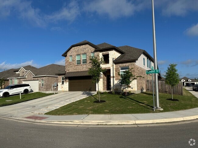 Building Photo - 2929 Mindel St