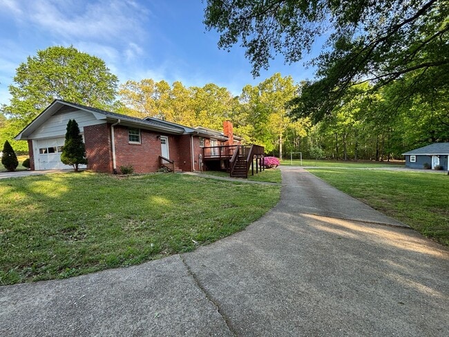 Foto del edificio - Space, Privacy & Flexibility – All in One Stunning Property