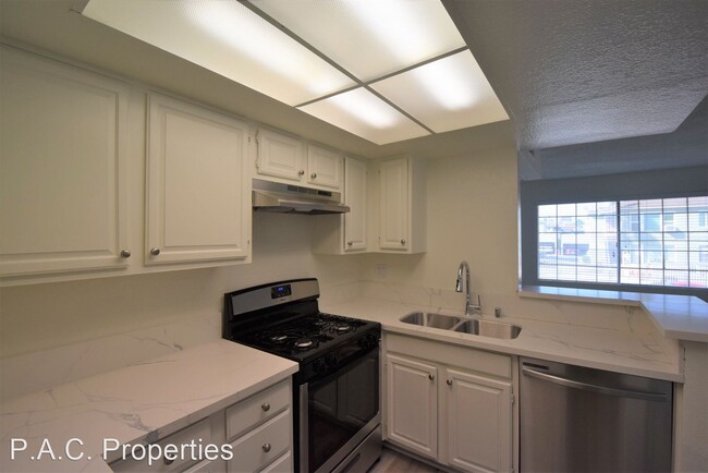 Building Photo - 1 br, 1 bath Apartment - 11416 Albers Stre...