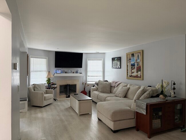 Foto del edificio - 54 Quartz Ln