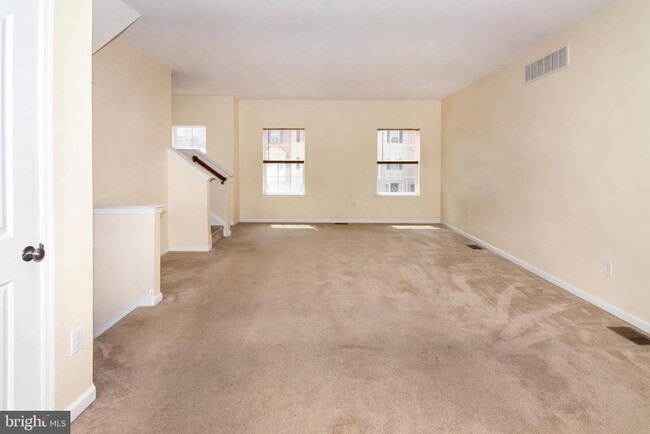 Building Photo - 517 Boxwood Ln