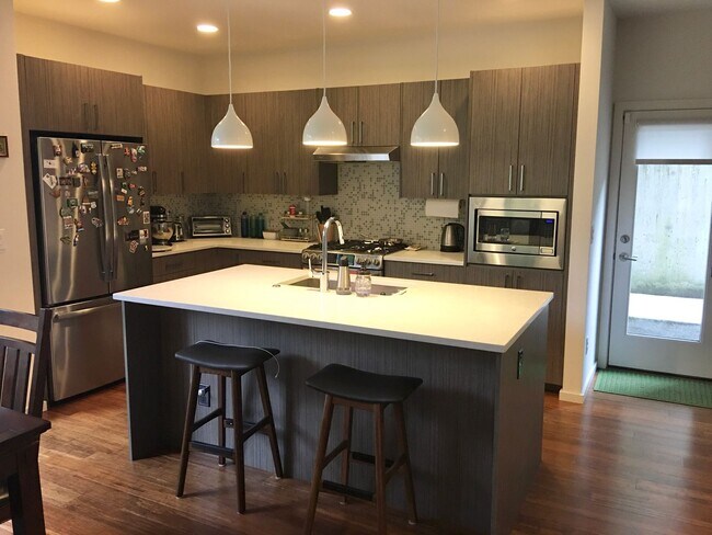 Foto del edificio - Sophisticated Urban Retreat in Fremont
