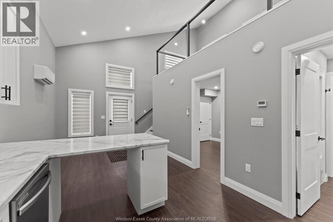 Building Photo - 1147 Hickory Rd