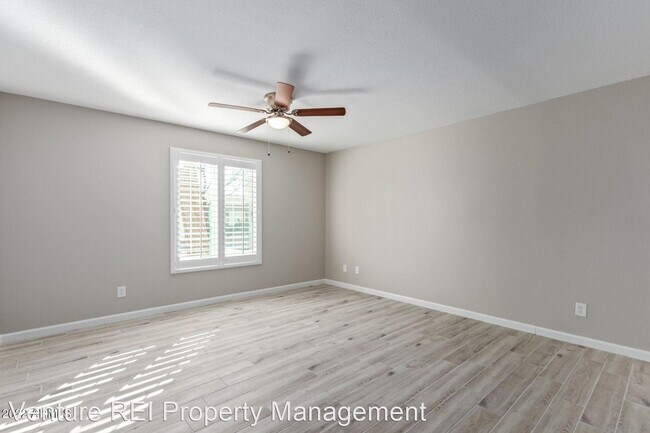 Building Photo - 4 br, 2.5 bath House - 1742 W Citrus Way