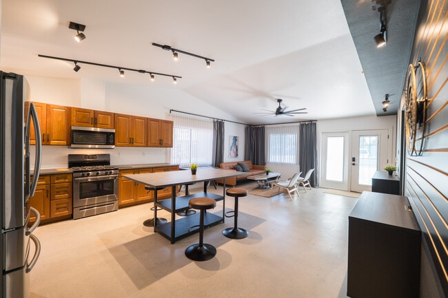 Photo - Wilson Place 102 House