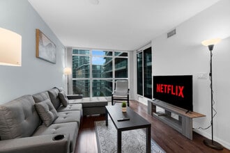 Building Photo - 209 Fort York Blvd