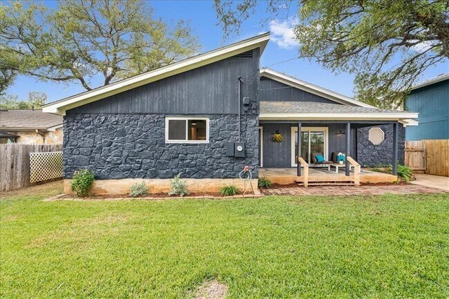 Foto del edificio - 1721 Zimmerman Ln