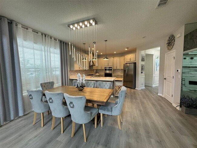 Foto del edificio - 2605 Pinnacle Ln