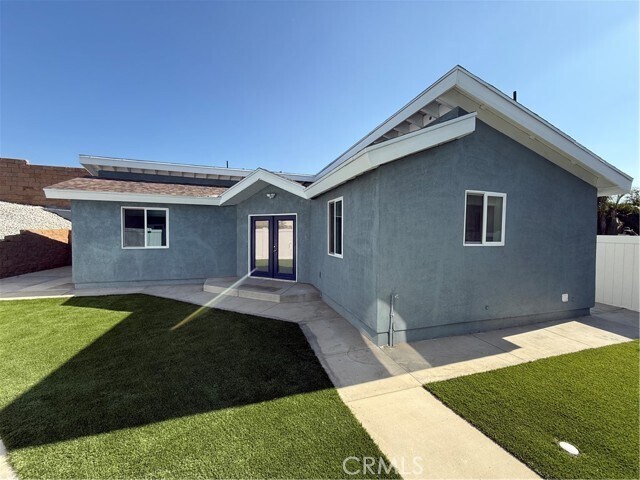 Primary Photo - 973 Saltcoats Dr