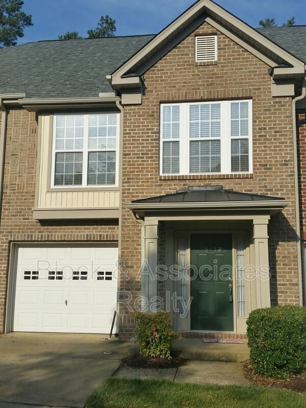 Primary Photo - 10132 Blackwell Dr