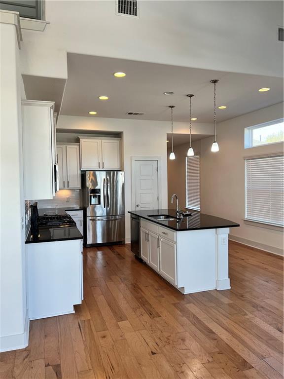 Building Photo - 1516 Homespun Rd