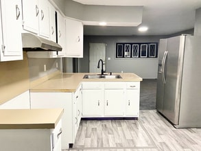 Building Photo - G3447 Barth St