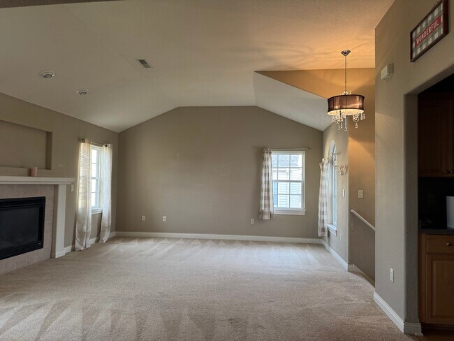 Foto del edificio - 1850 Stoney Ln