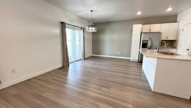 Building Photo - 4 Bed/ 3.5 Bathroom house in Lehi