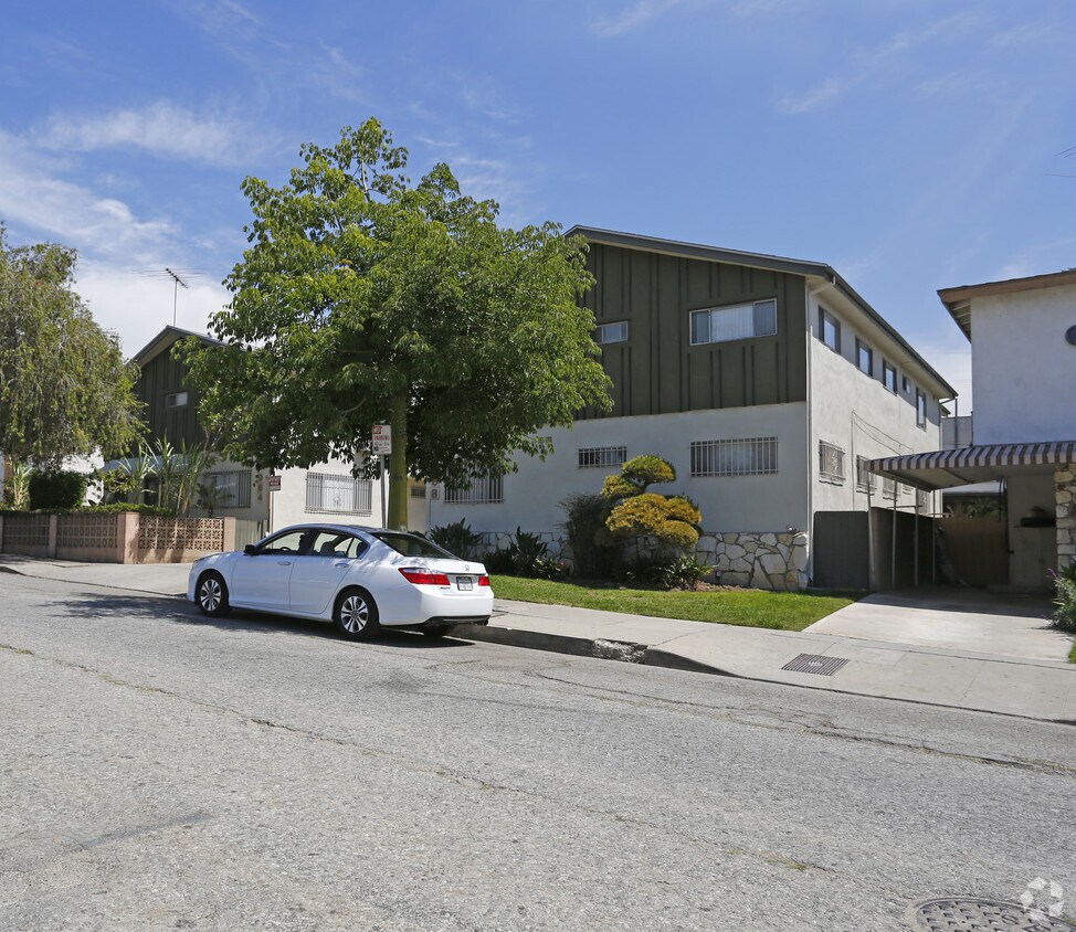 Foto del edificio - 968 S New Hampshire Ave