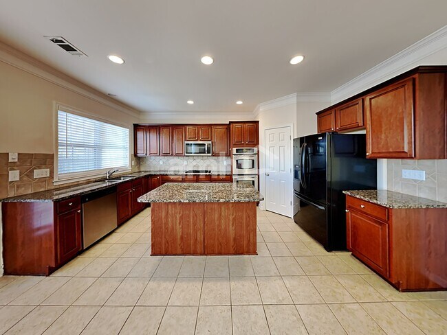 Foto del edificio - 407 Pinoak Dr