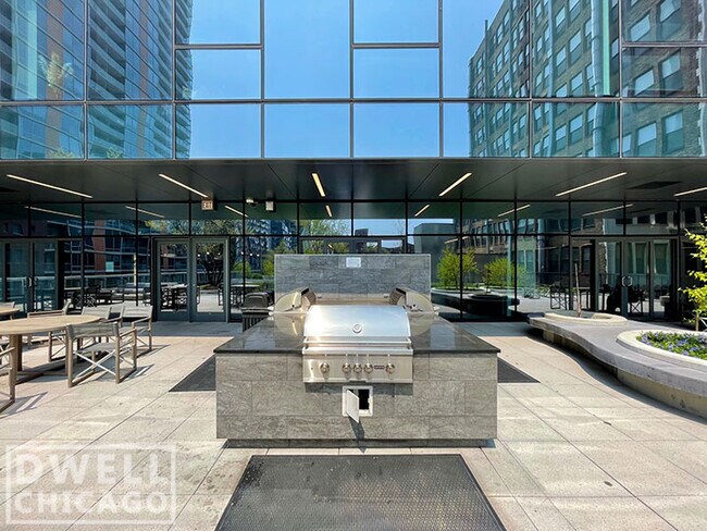 Foto del edificio - 705 S Clark St