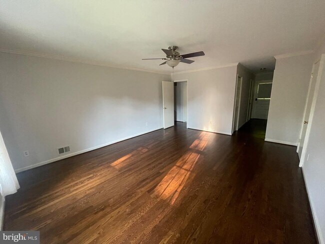 Building Photo - 9609 Barkston Ct