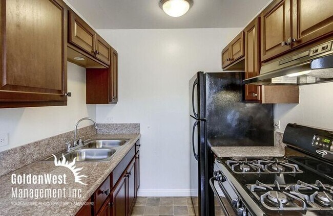 Foto del edificio - 3827 Wilson Ave