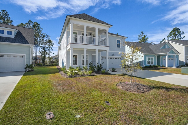 Building Photo - 145 Binscombe Ln