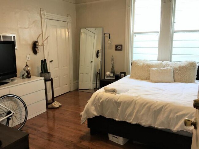 Foto del edificio - 5 bedroom in San Francisco CA 94115