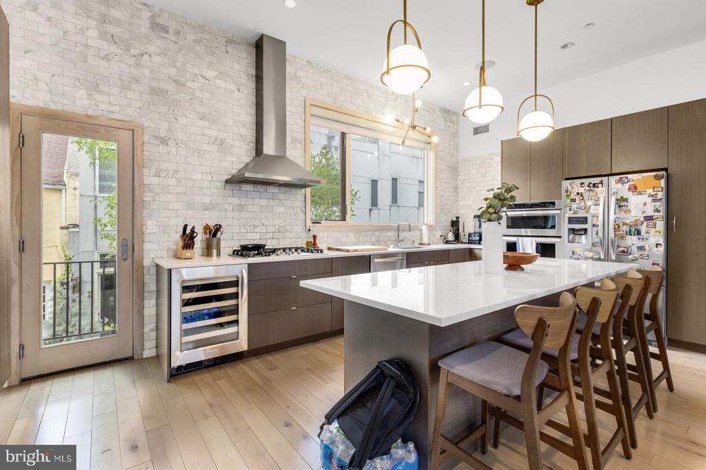 Foto principal - 1108 N Bodine St