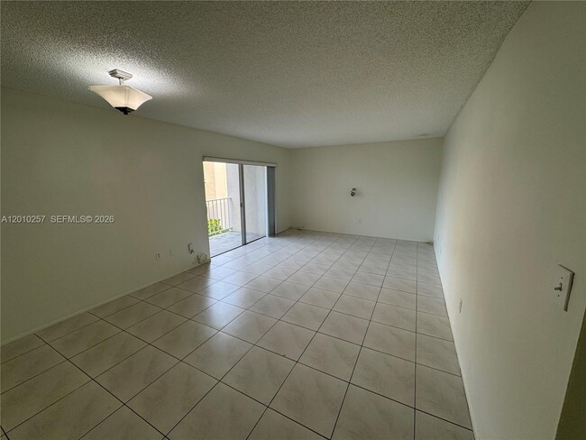 Building Photo - 7725 SW 86th St