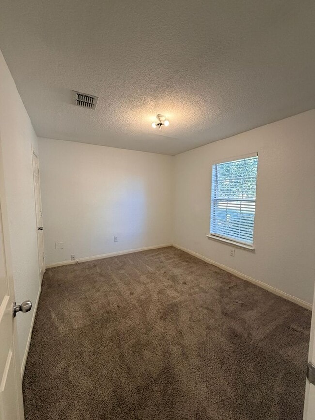 Building Photo - 5651 Forest Canyon