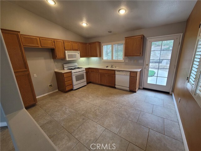 Building Photo - 33096 Eagle Point Dr