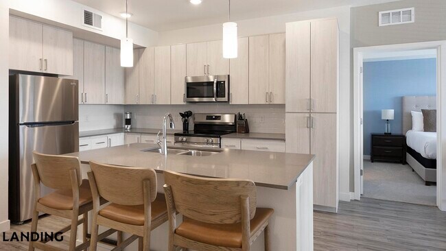 Foto del edificio - 1760 S Crismon Rd