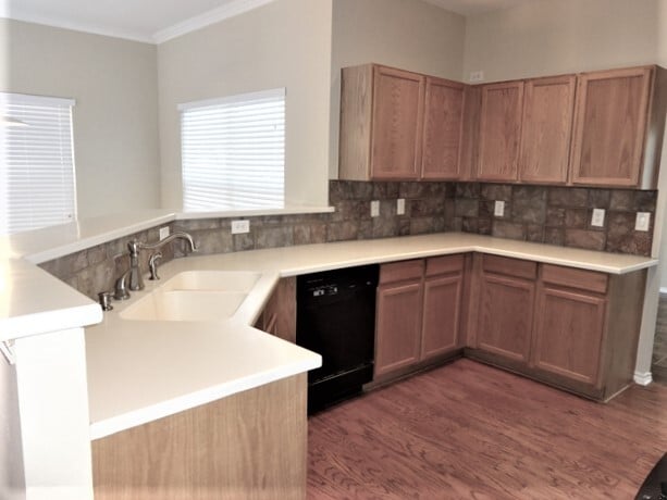 Building Photo - 15723 Knollpine