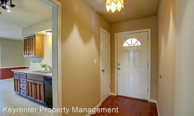Building Photo - 3 br, 2 bath House - 121 W Hot Springs Ct