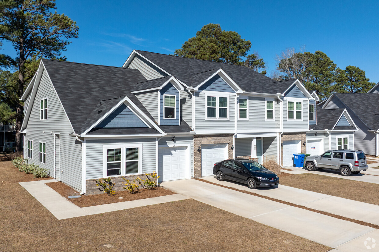 Primary Photo - Villas at Echo Farms