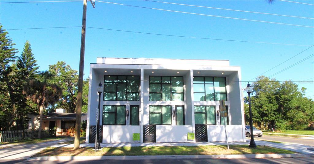 Primary Photo - 945 N Osprey Ave