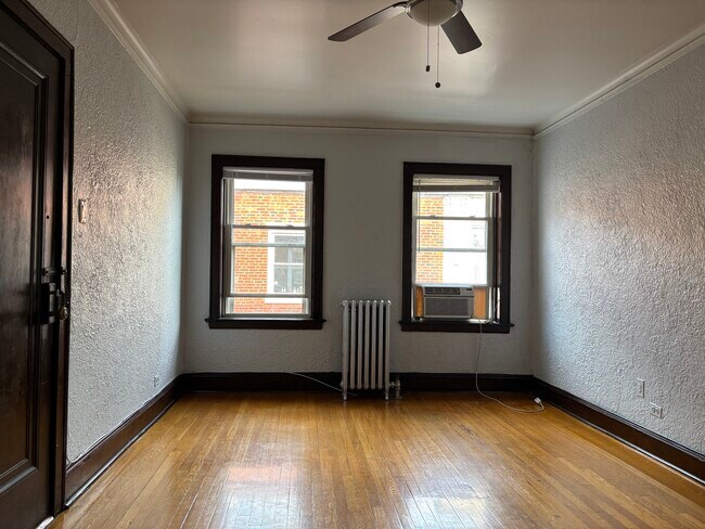 Foto del edificio - 1480 W Winnemac Ave