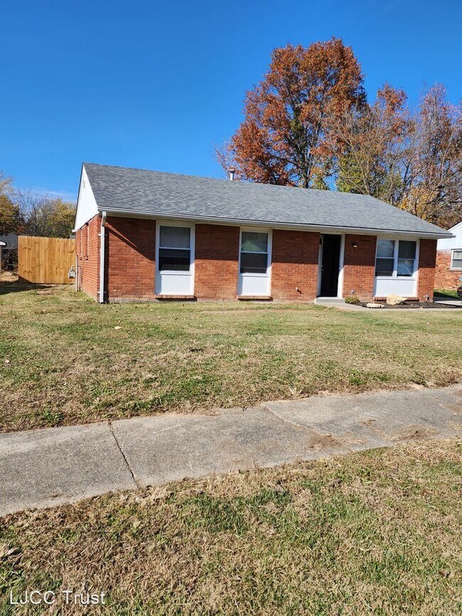 Foto del edificio - 3 br, 1 bath House - 5500 Riata Drive