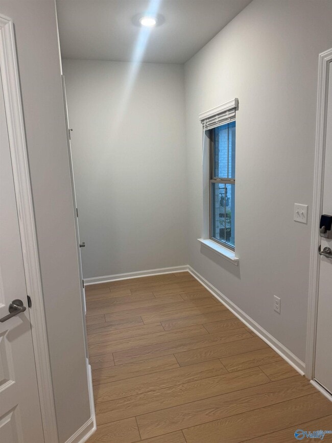 Building Photo - 6030 Gardner Maples Dr SE