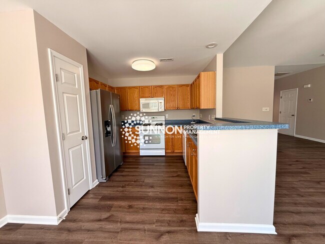 Foto del edificio - 110 Hartine Ct