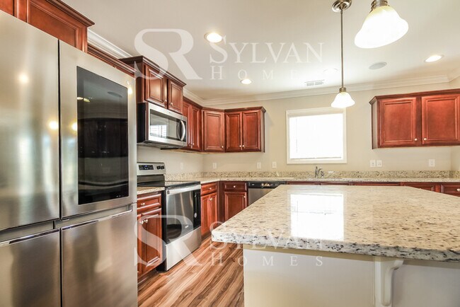 Foto del edificio - Sunny 5BR 3BA Home for You