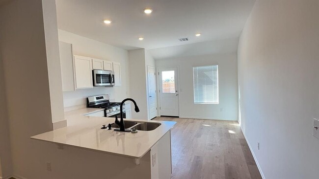 Foto del edificio - 504 SW 11th St