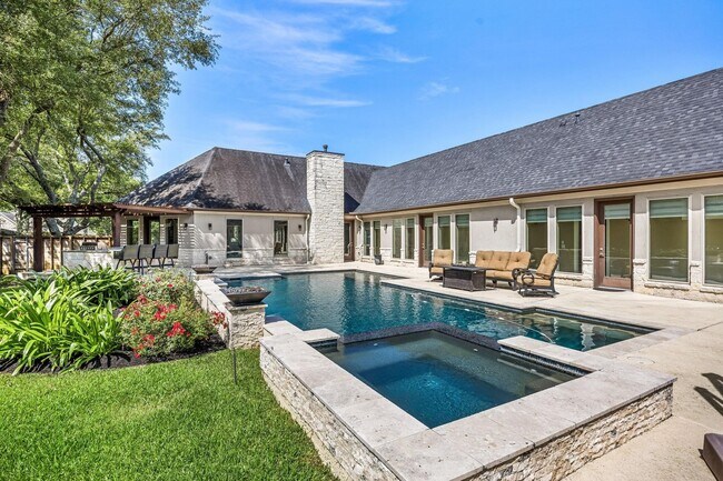 Foto del edificio - 2911 S Saddlebrook Ln